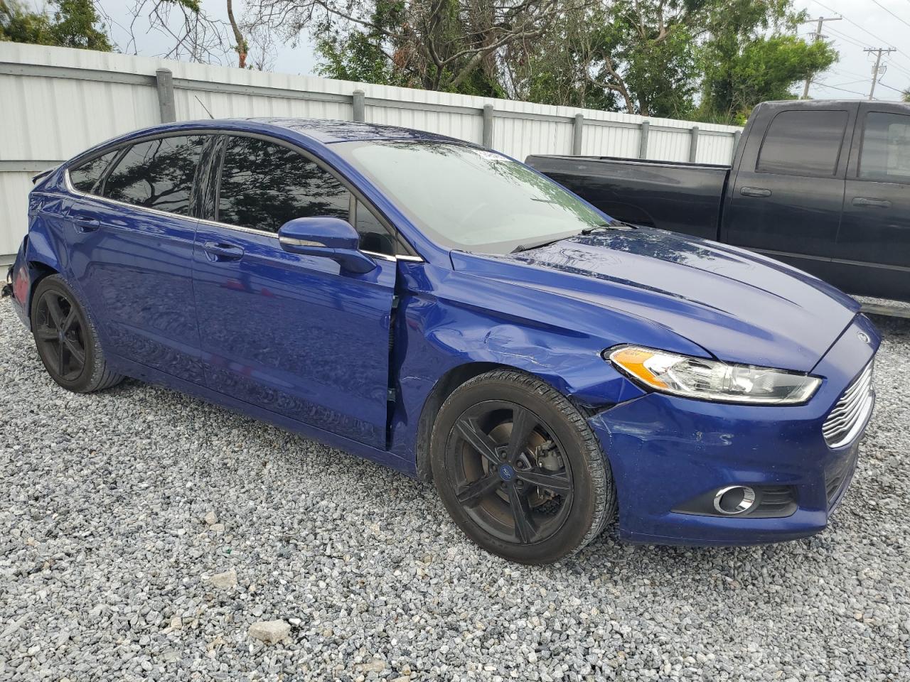 Ford Fusion se 2016