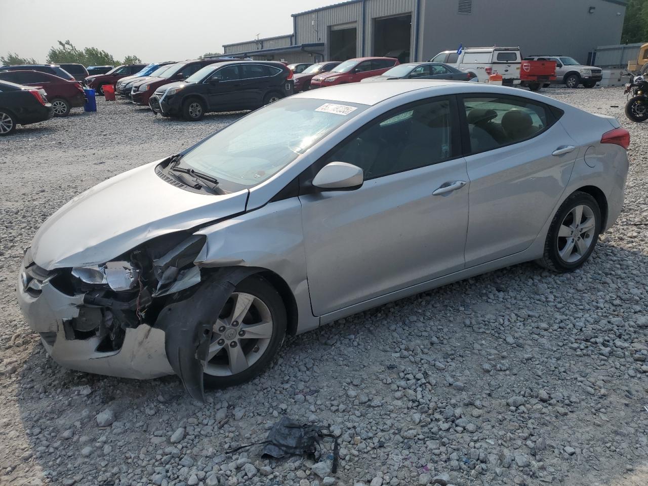 HYUNDAI ELANTRA GLS