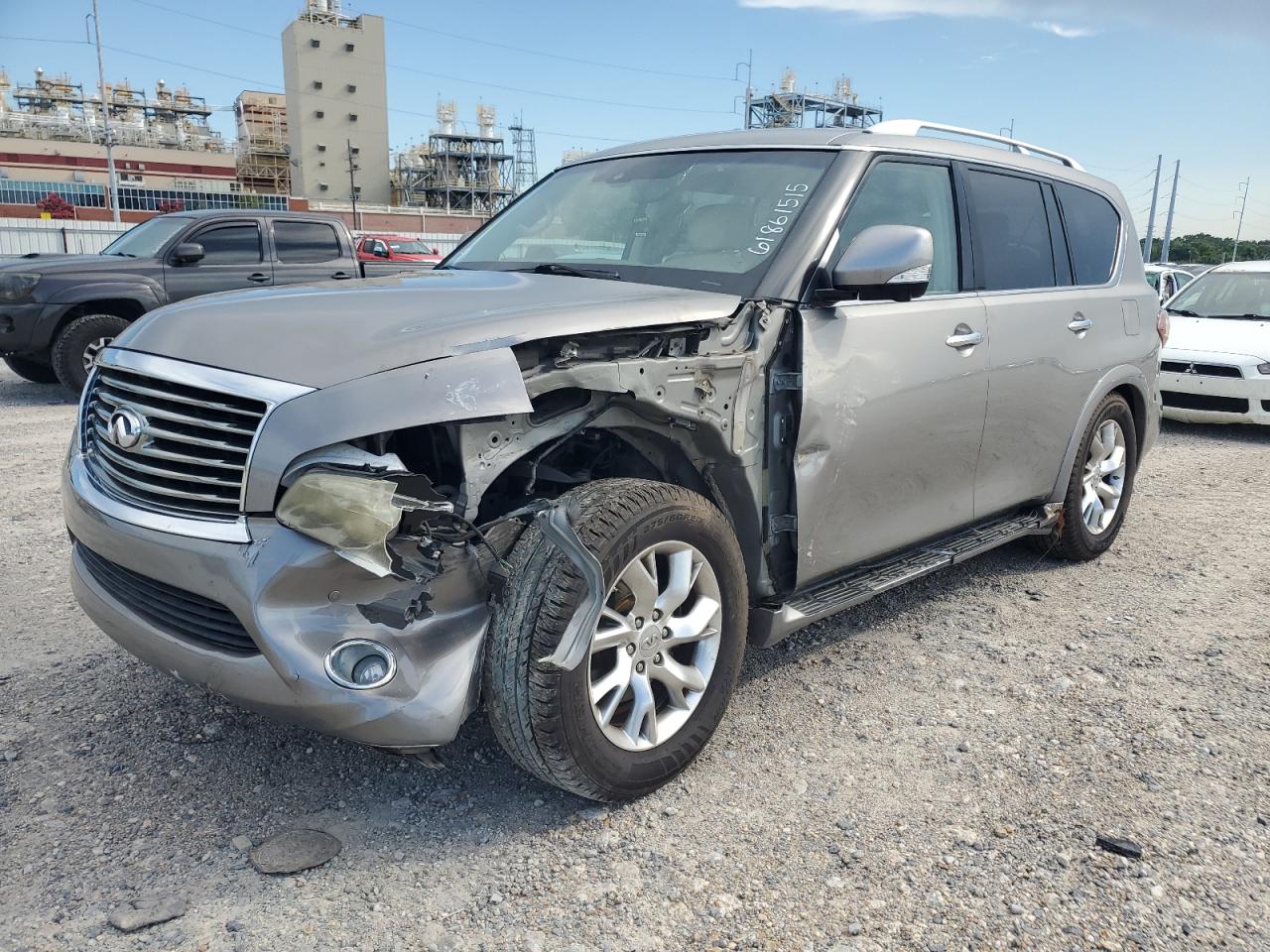 INFINITI QX56