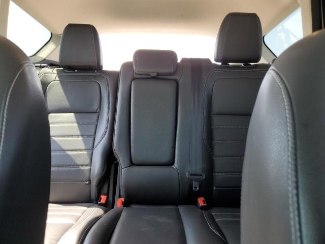 2018 FORD ESCAPE TIT - 1FMCU9J91JUB44813