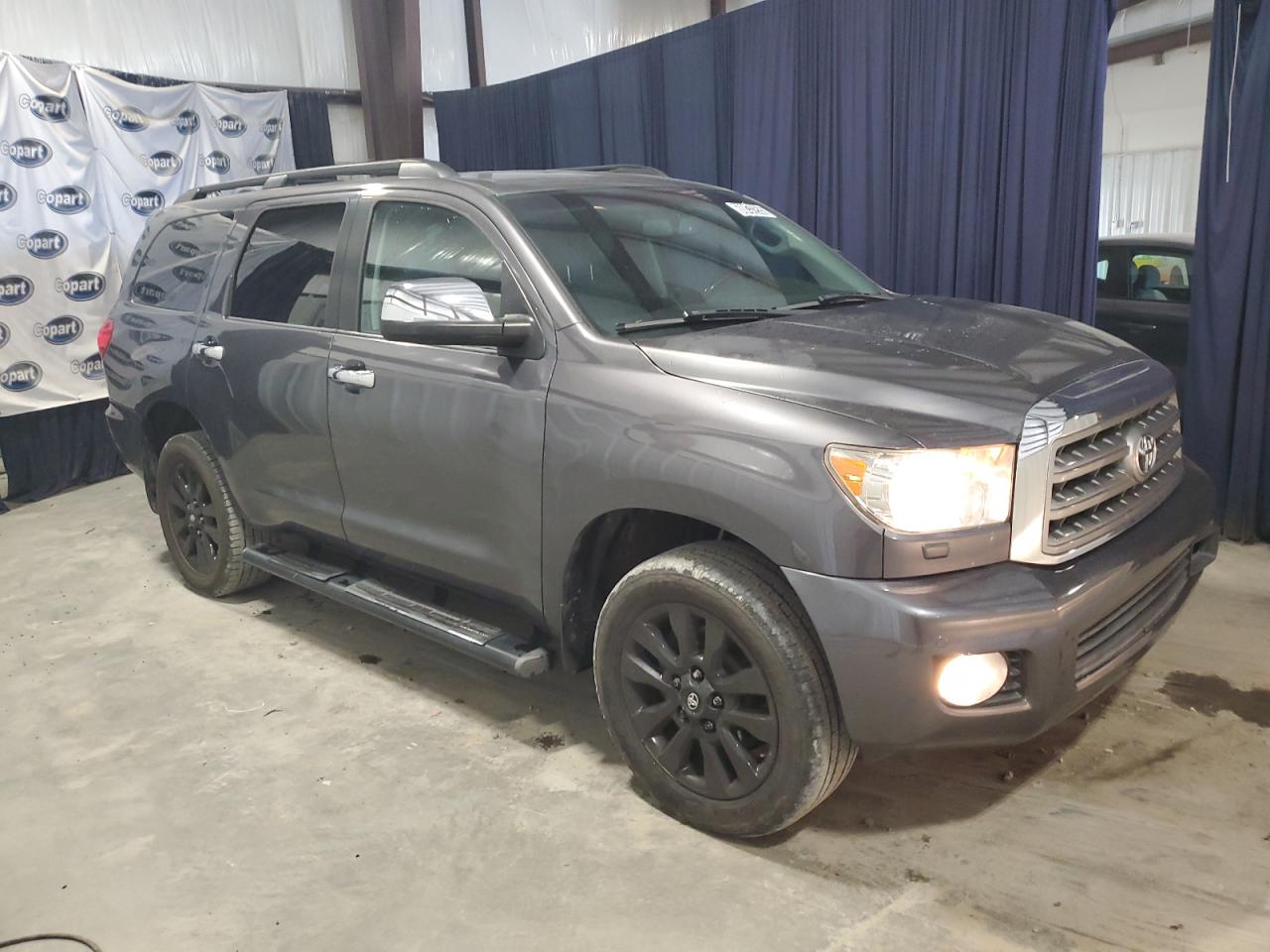 TOYOTA SEQUOIA PLATINUM