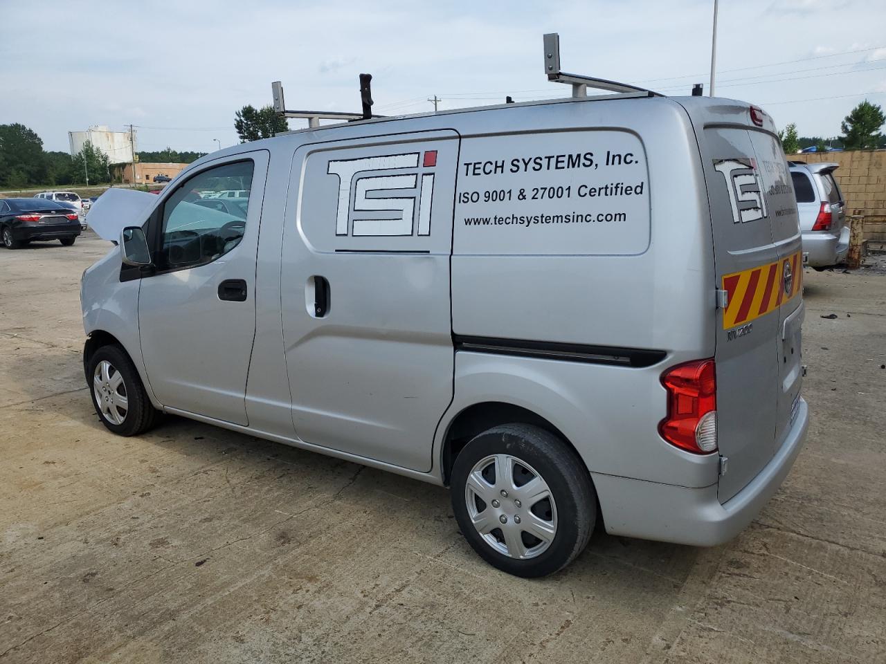 NISSAN NV200 2.5S