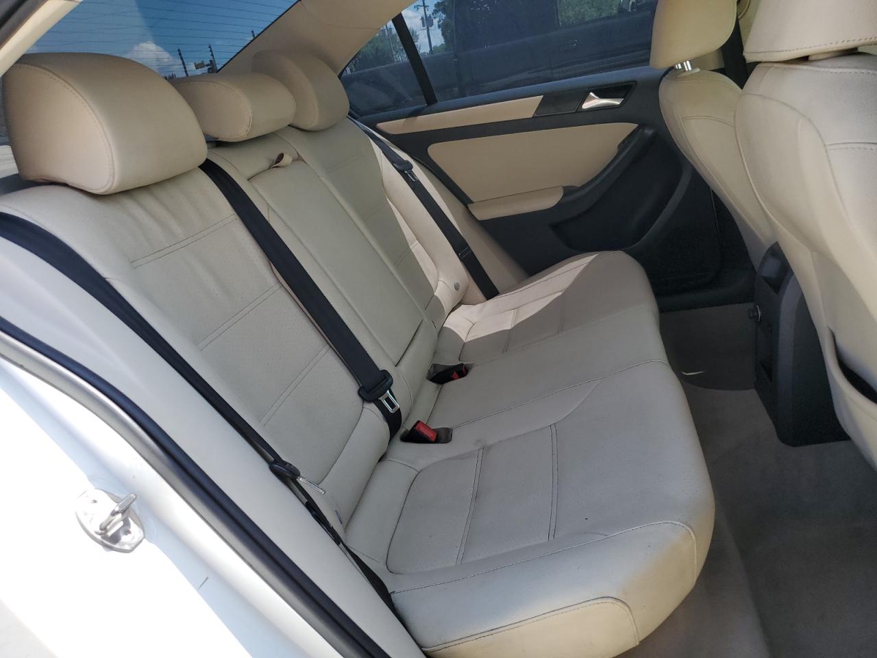 Volkswagen Jetta se 2011