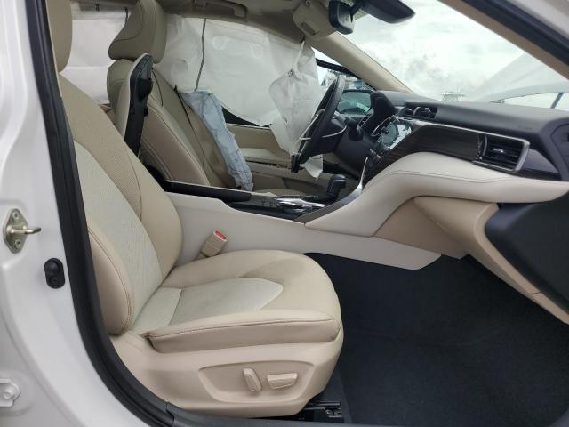 2020 TOYOTA CAMRY XLE 4T1FZ1AK3LU041544