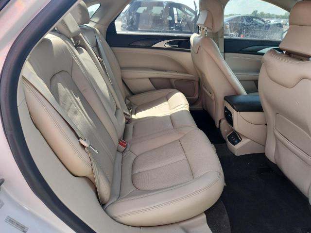 2017 LINCOLN MKZ RESERV 3LN6L5F94HR658898