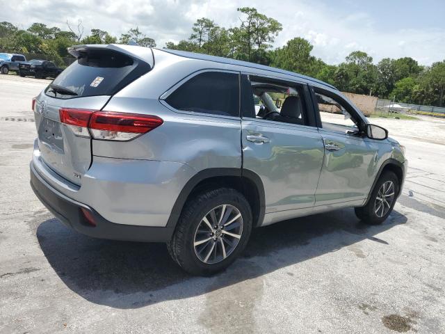 Vin: 5tdkzrfh9hs517726, lot: 62833065, toyota highlander se 20173