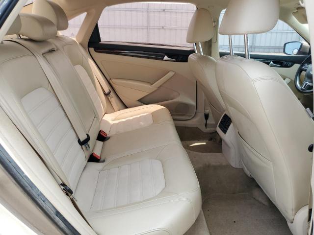 2015 VOLKSWAGEN PASSAT SEL 1VWCV7A34FC098230