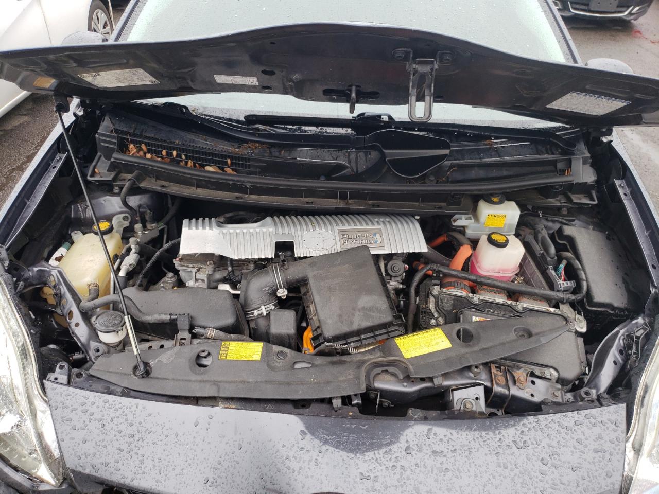 TOYOTA PRIUS PLUG-IN