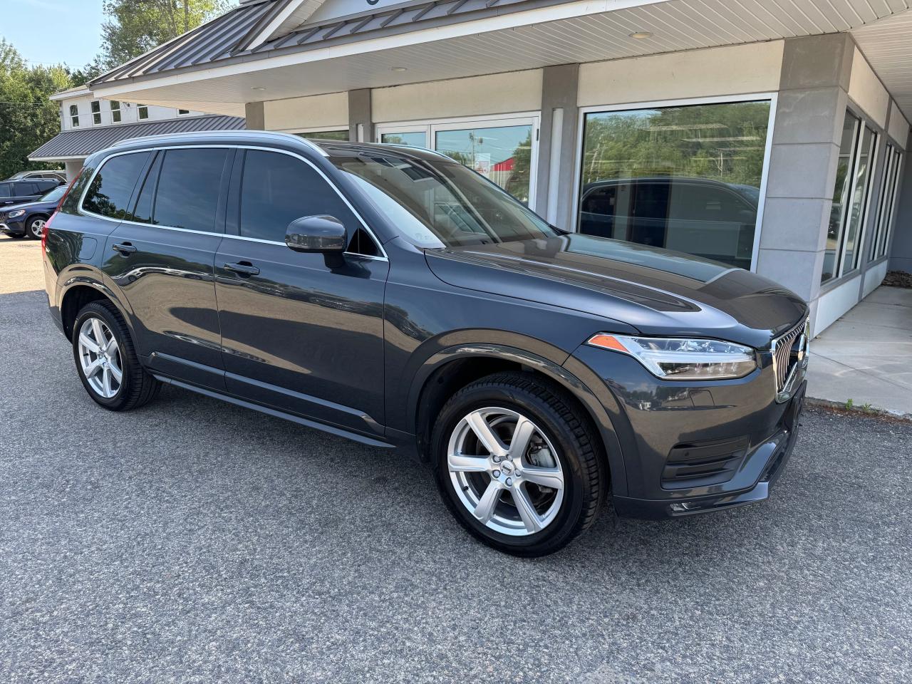 VOLVO XC90 T5 MOMENTUM
