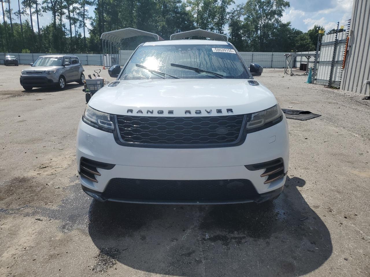 LAND ROVER RANGE ROVER R-DYNAMIC SE