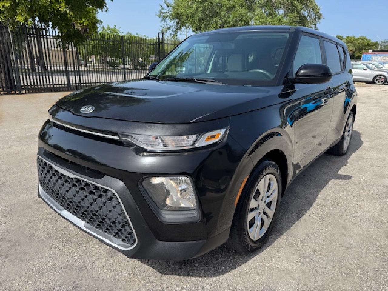 KIA SOUL LX