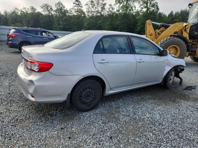 Vin: 2t1bu4ee4bc558712, lot: 61488025, toyota corolla base 20113