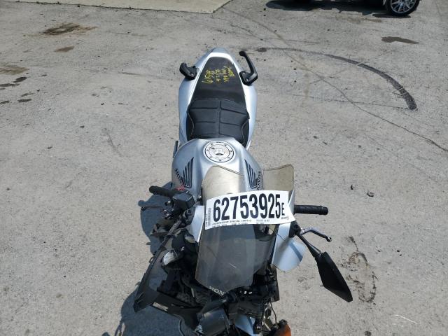 2005 HONDA VFR800 JH2RC46145M700424