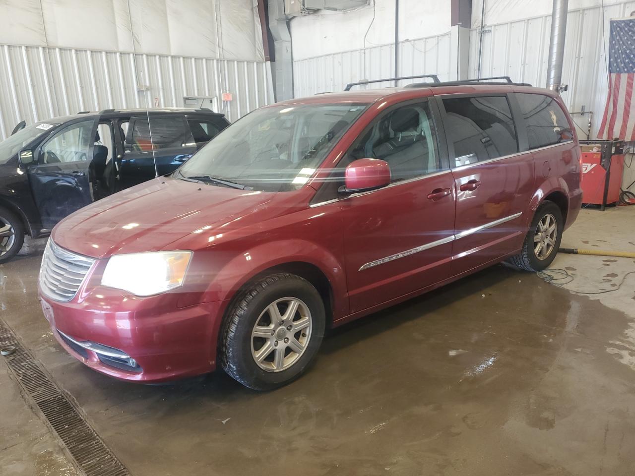 CHRYSLER TOWN & COUNTRY TOURING