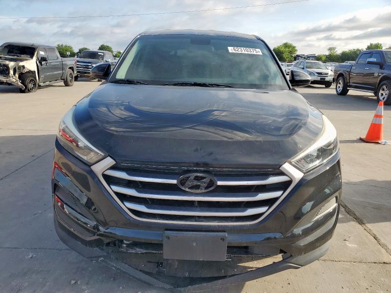 2017 HYUNDAI TUCSON SE KM8J23A47HU336195