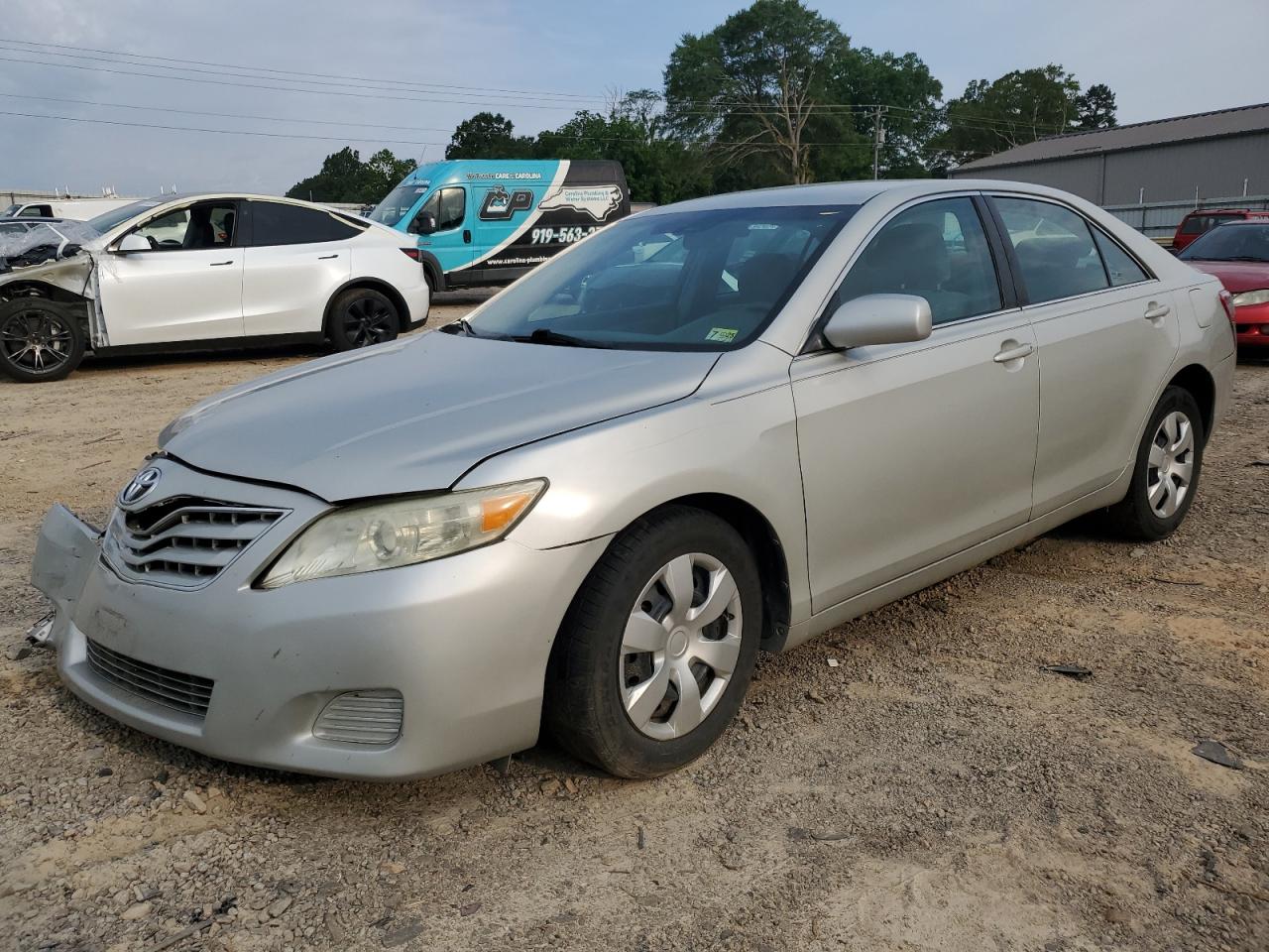 TOYOTA CAMRY BASE