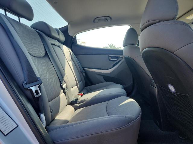 2011 HYUNDAI ELANTRA GL - 5NPDH4AEXBH016370