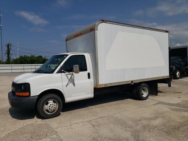 CHEVROLET EXPRESS G3 2005 white  gas 1GBJG31U551201286 photo #1