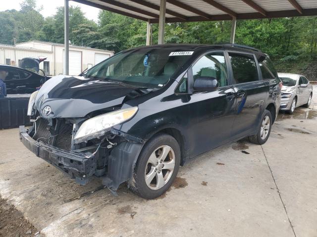 TOYOTA SIENNA LE