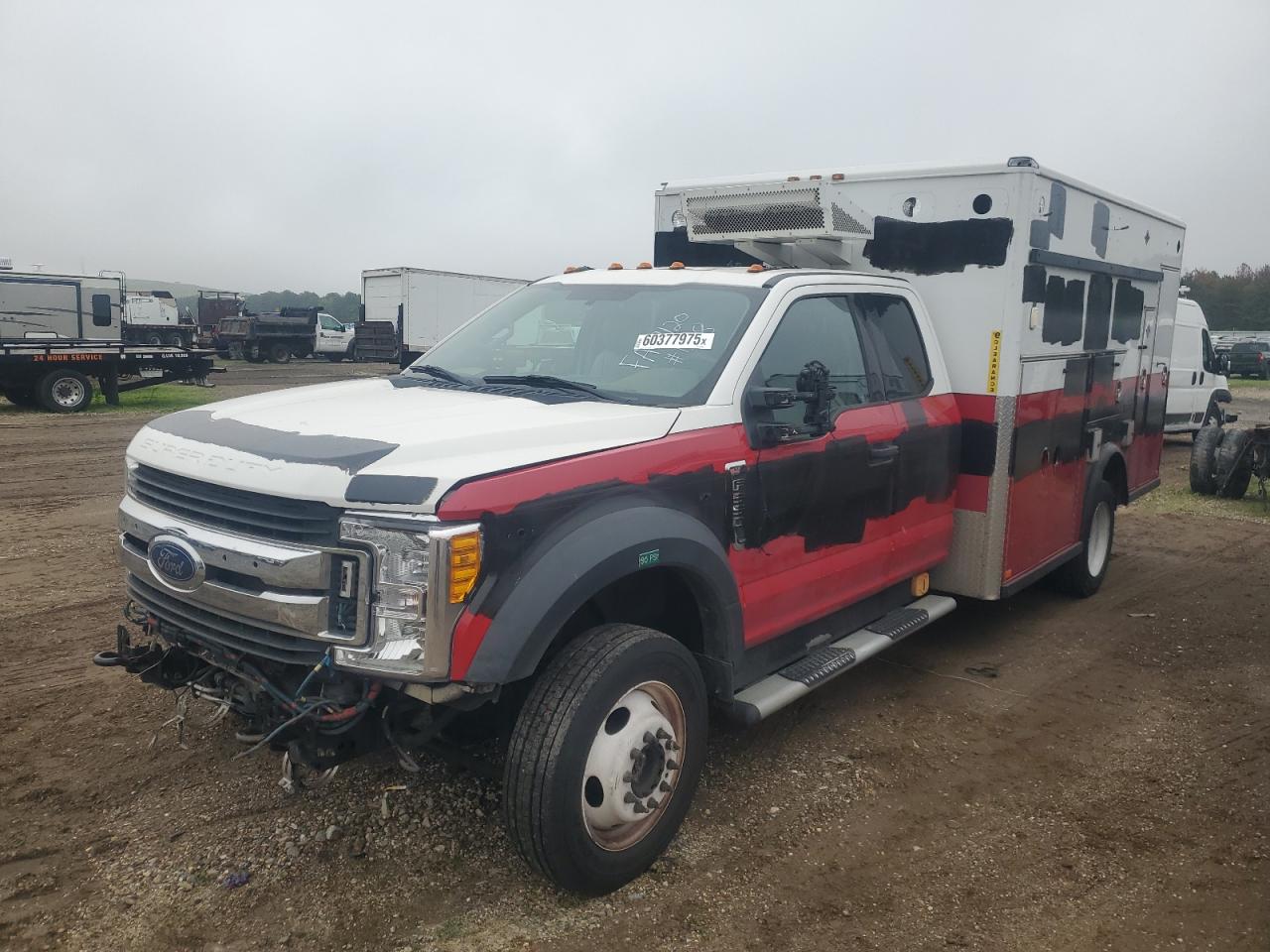 FORD F-550 SUPER DUTY