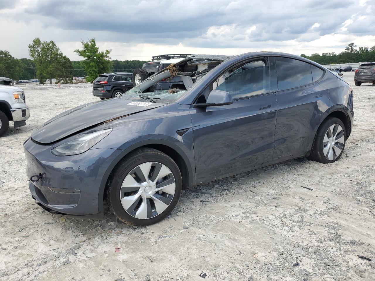 TESLA MODEL Y