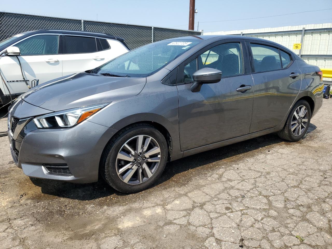 NISSAN VERSA SV