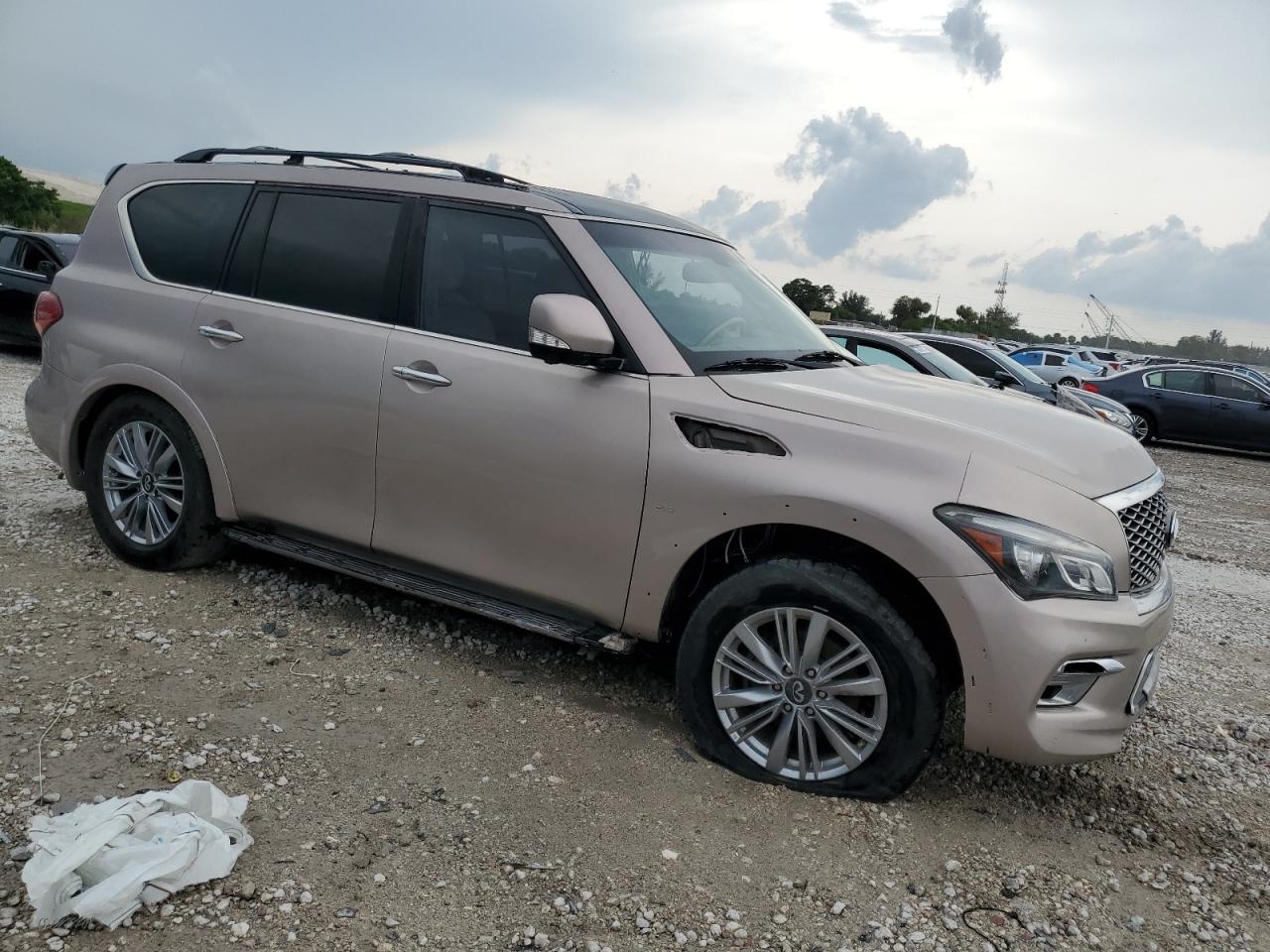 INFINITI QX80 2015