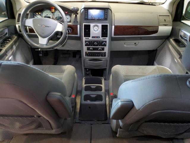 2010 CHRYSLER TOWN & COU - 2A4RR5D12AR282821