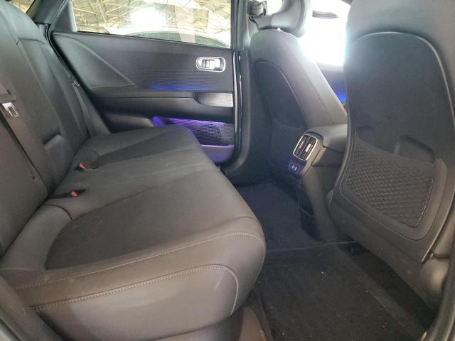 2025 HYUNDAI IONIQ 6 SE KMHM34AC0SA082975