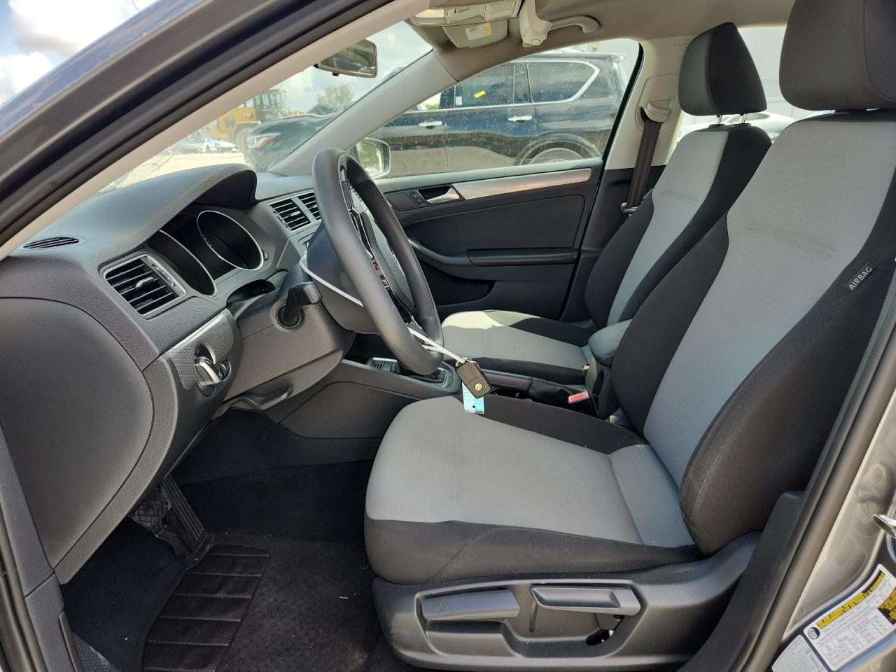 Volkswagen Jetta s 2017