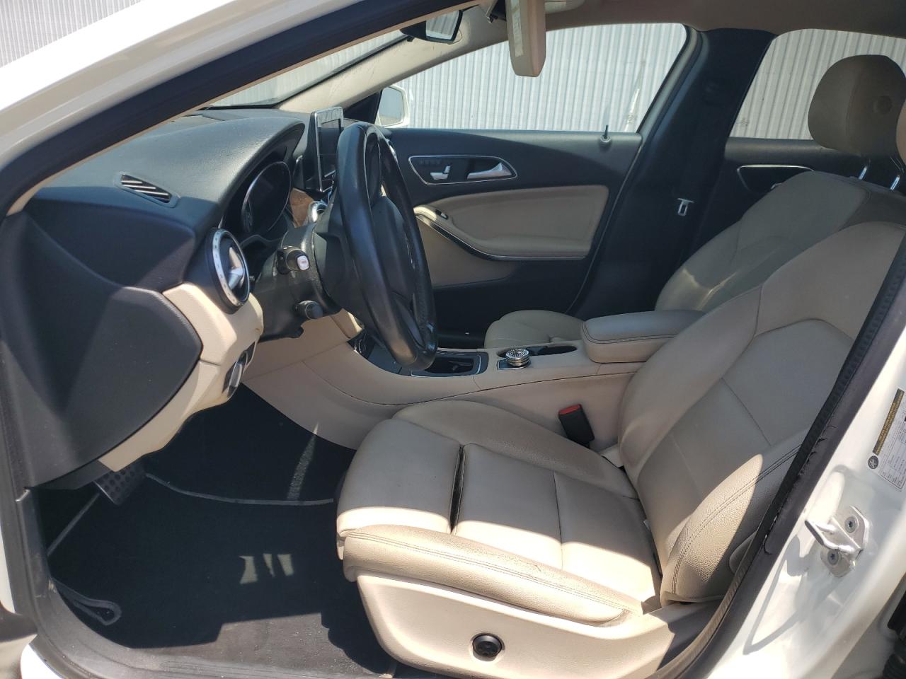 MERCEDES-BENZ GLA-CLASS 250