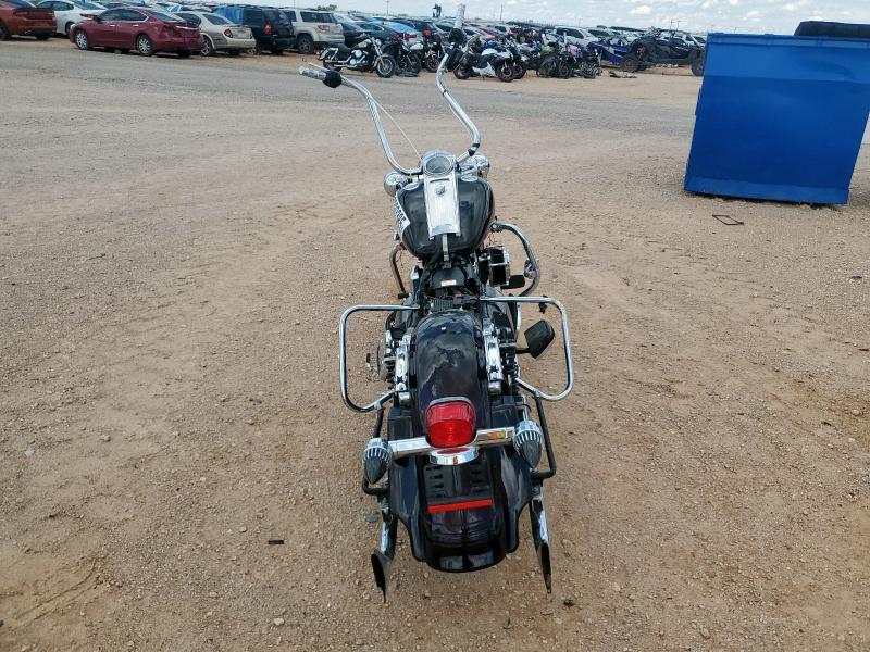 2011 HARLEY-DAVIDSON FLHR - 1HD1FB413BB631252