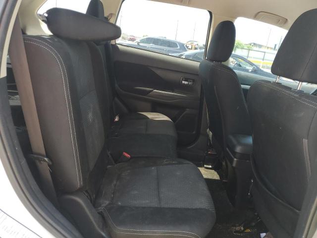 2018 MITSUBISHI OUTLANDER SE JA4AD3A32JZ023273