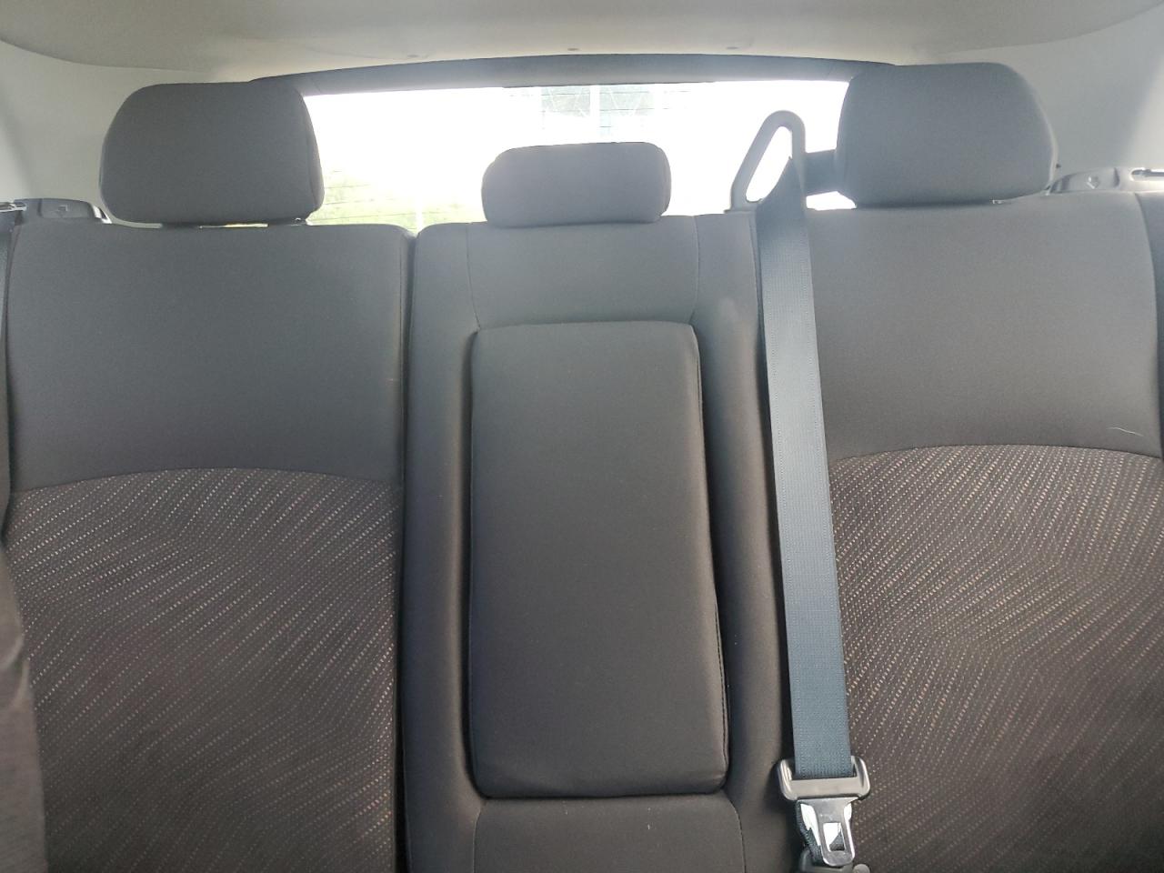 MITSUBISHI OUTLANDER SE