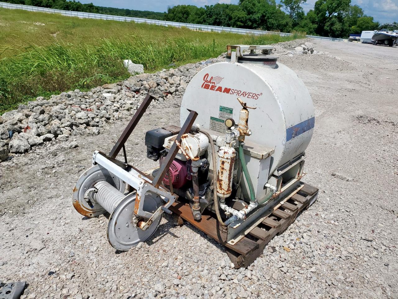 Lot #3186712976 2010 OTHER SPRAYER