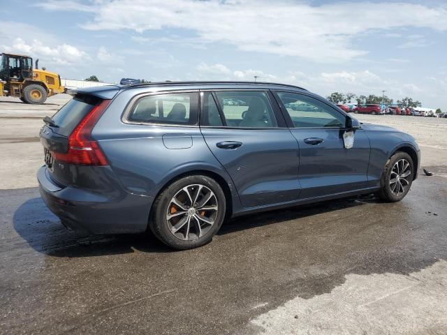Vin: yv1102ek8k1337288, lot: 59759465, volvo v60 t5 momentum 20193