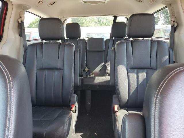2016 CHRYSLER TOWN & COU 2C4RC1BG3GR110958