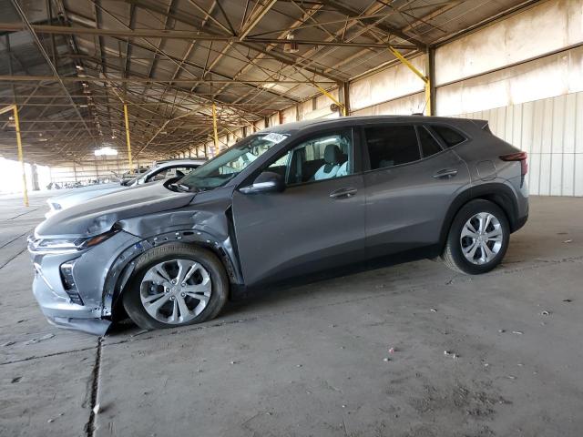 Vin: kl77lfe26rc043799, lot: 61419845, chevrolet trax ls 2024 img_1