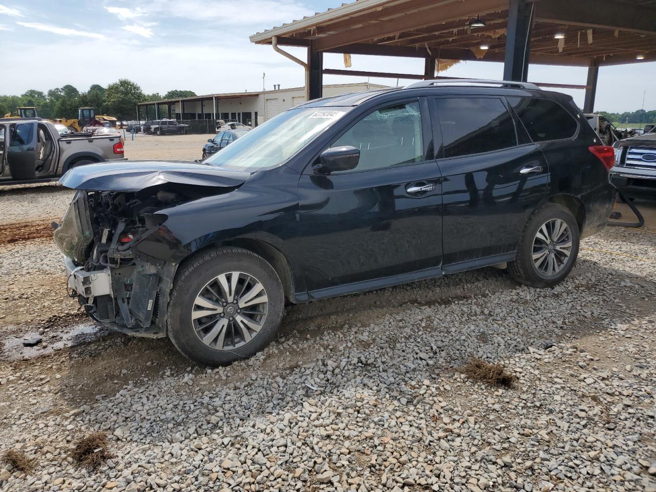 NISSAN PATHFINDER SV