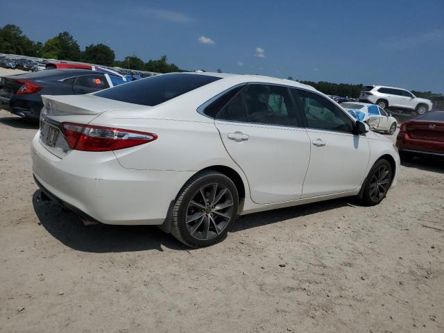 2015 TOYOTA CAMRY LE 4T1BF1FK3FU919526