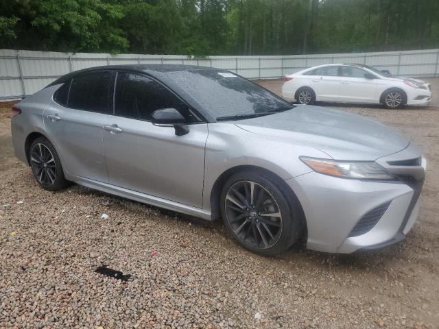 2018 TOYOTA 1 TON 4T1B61HK3JU077177