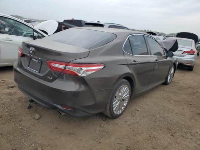 2018 TOYOTA CAMRY L 4T1B11HK5JU075476