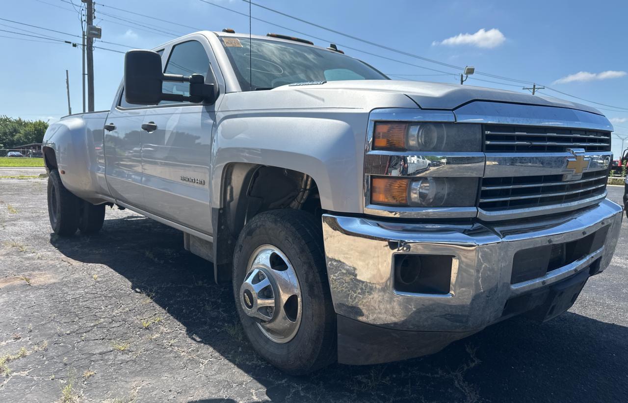 CHEVROLET SILVERADO K3500 LT