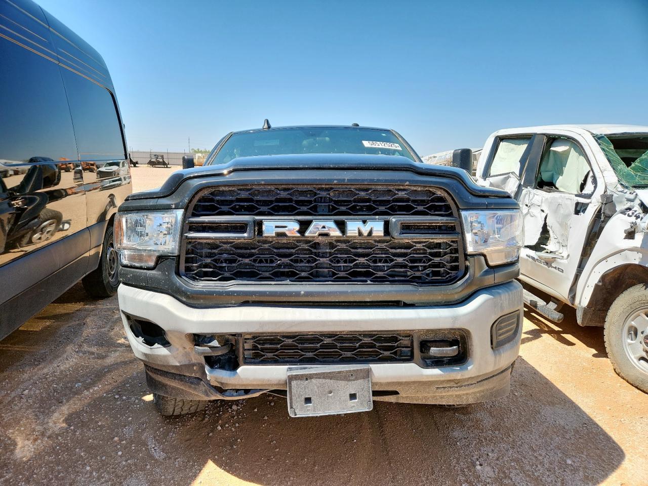 RAM 2500 TRADESMAN