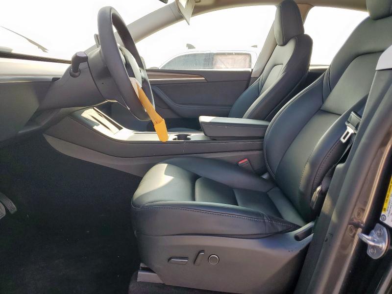 2024 TESLA MODEL Y 7SAYGAEE7RF082917