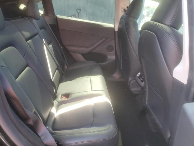 2024 TESLA MODEL Y 7SAYGDED9RF163992