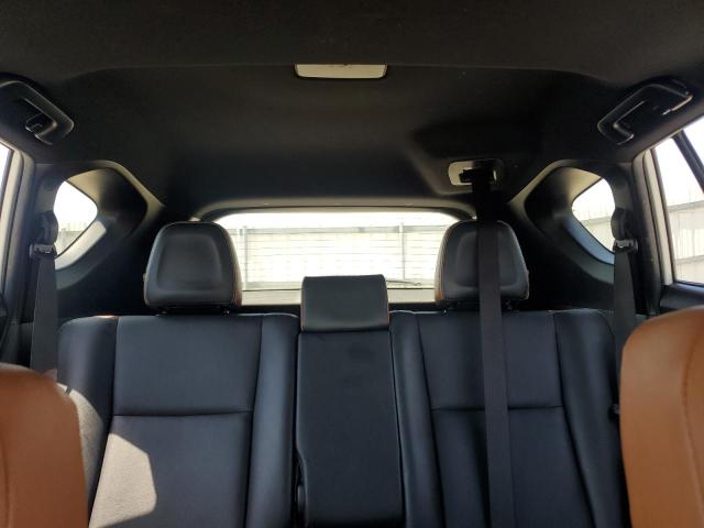2018 TOYOTA RAV4 SE JTMJFREV5JJ205028