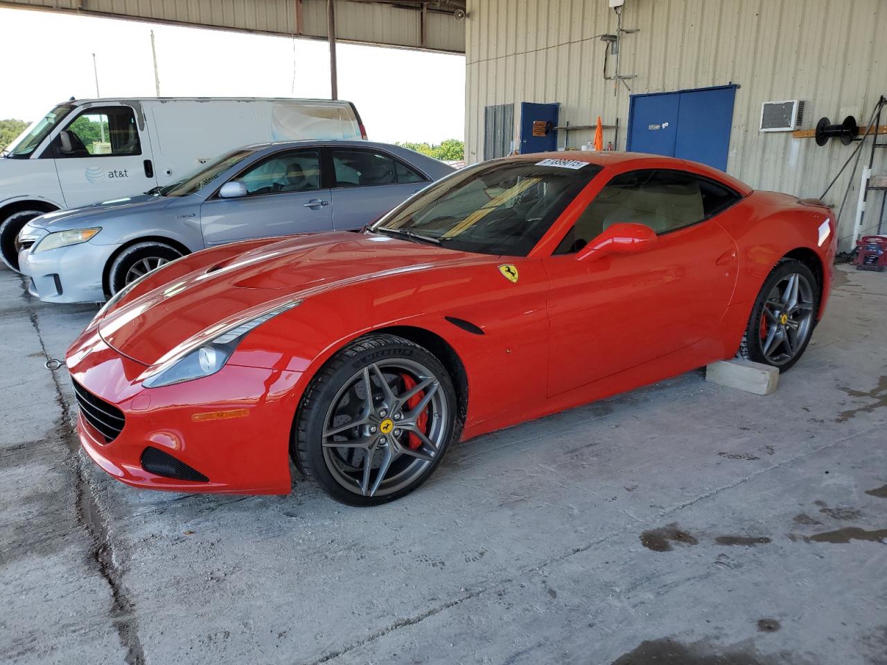FERRARI CALIFORNIA