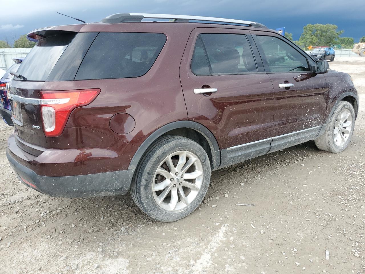 FORD EXPLORER XLT