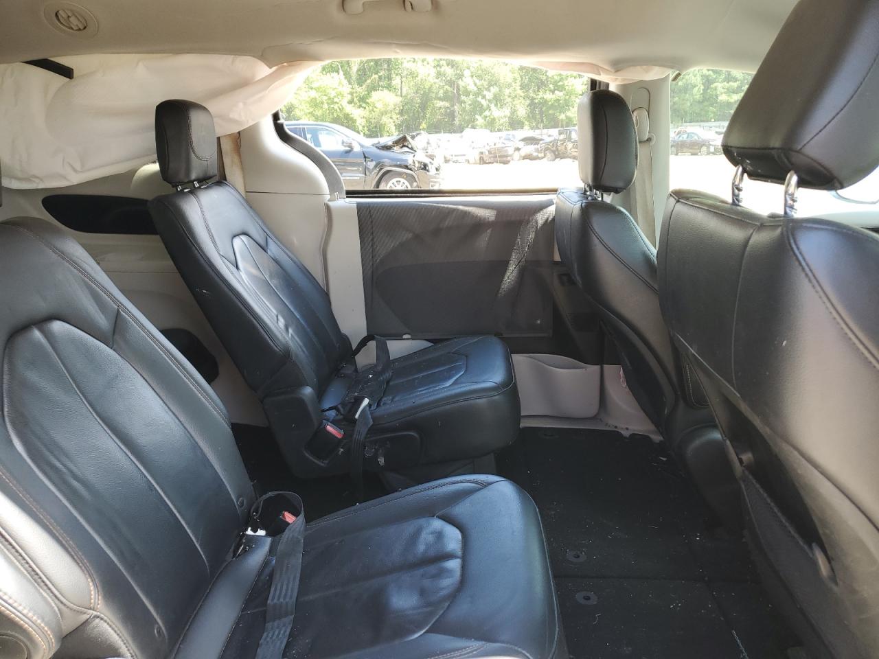 CHRYSLER PACIFICA TOURING L